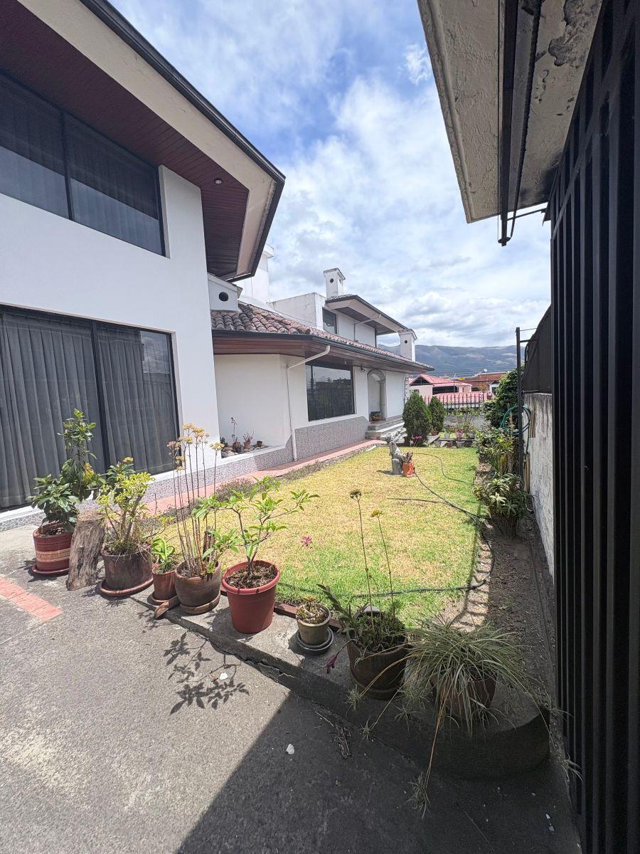 Casa en Venta Sector Granados Urb. Bromelias — imagen 9