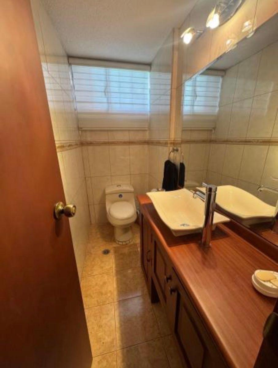 Hermosa Casa de Venta Sector La Mañosca — imagen 8