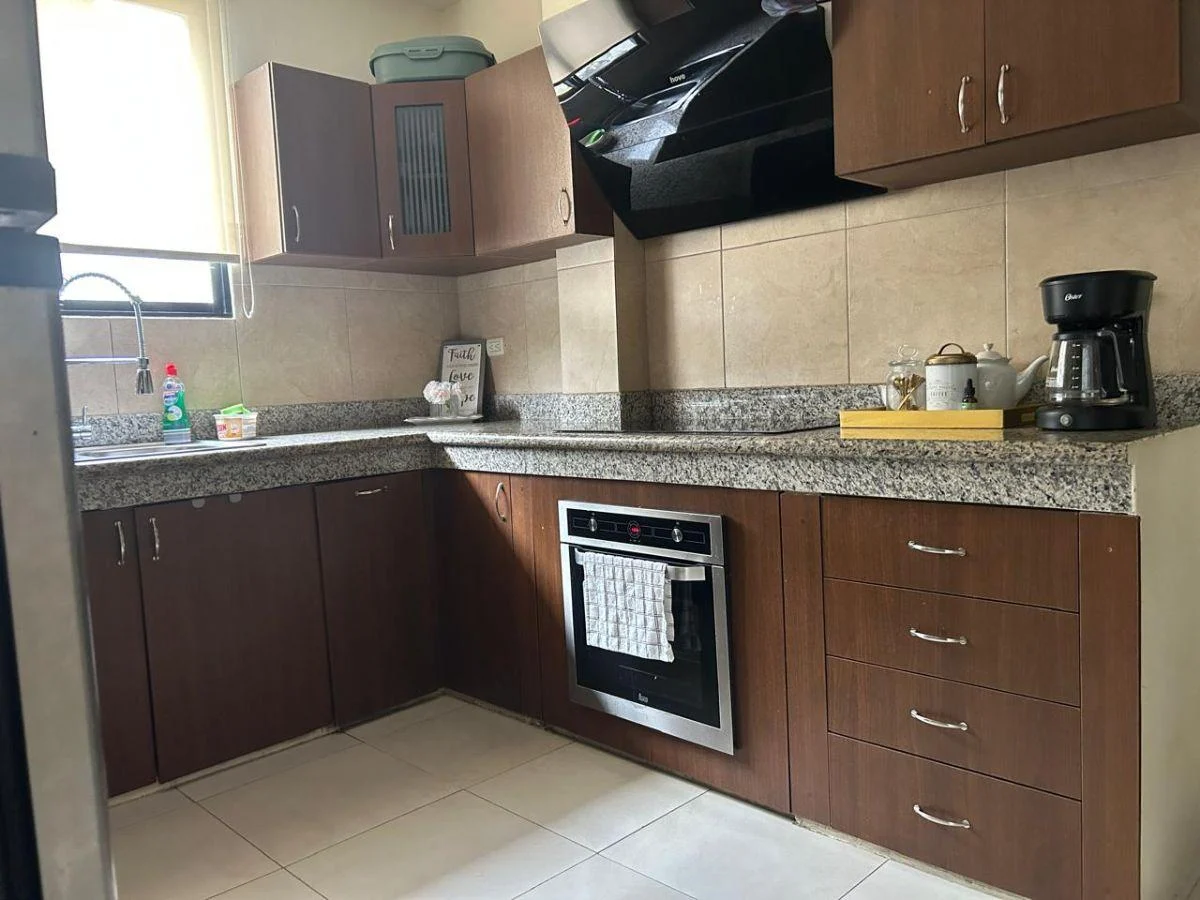Vendo Casa en Bosques de La Costa, patio Amplio, Estudio en Planta Alta, guardiania y Seguridad 24/7, Guayas — imagen 4