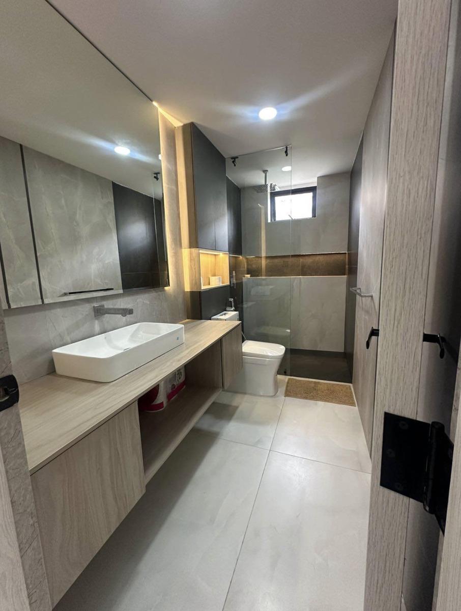 Ciudad Celeste Casa Remodelada de 3 Dorm., Guayas — imagen 6