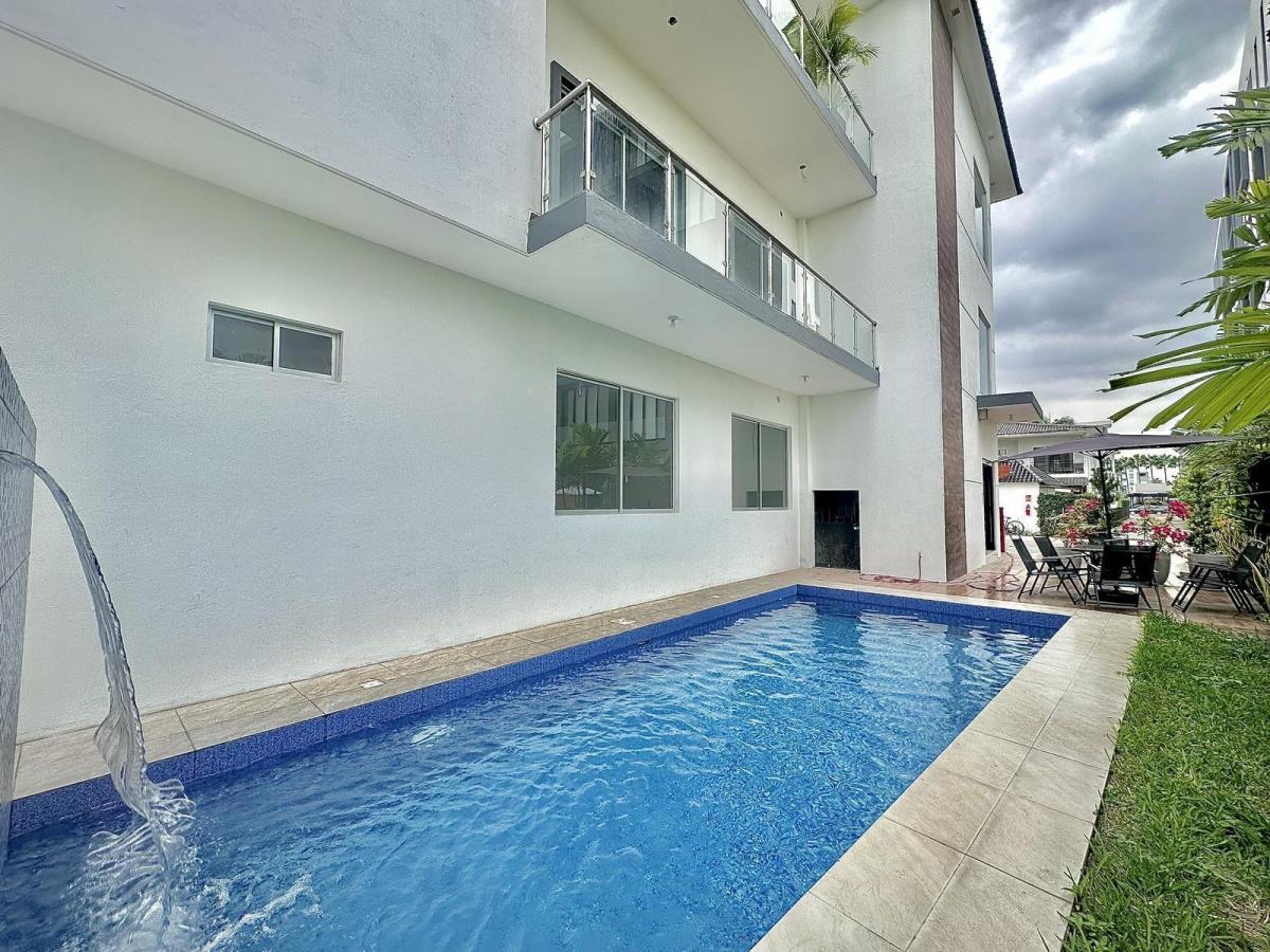 Departamento Planta Baja de 3 Dorm. Mas Estudio, Guayas — imagen 10
