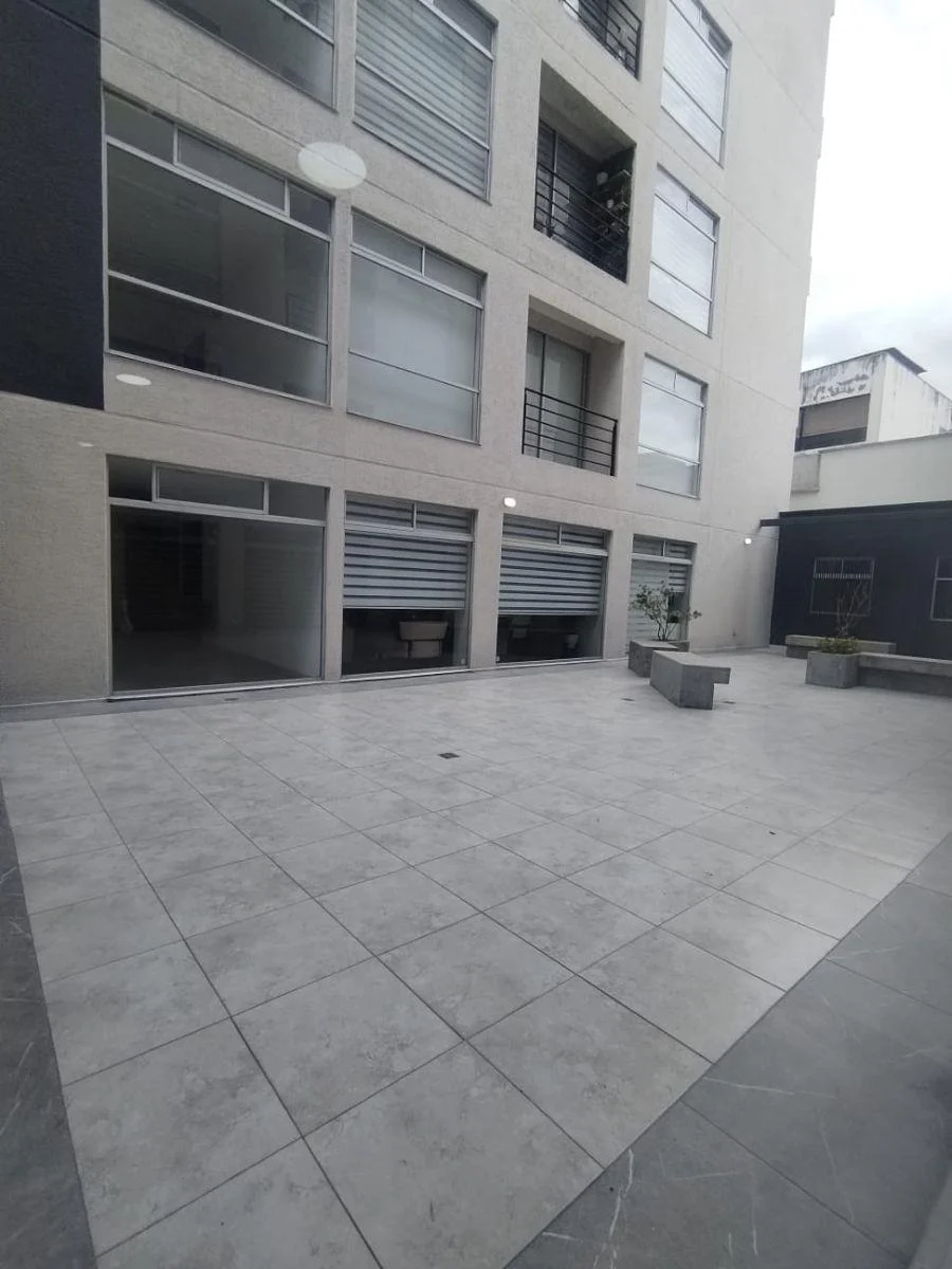 Vendo Departamento Cerca a Solca con Amplio Patio y Área de Mascotas — imagen 6