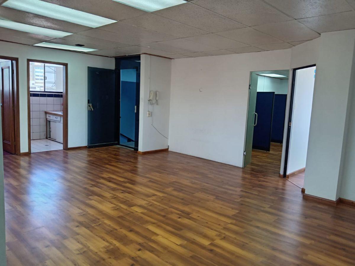 Oficina Venta 130 m² Av Sector Jipijapa — imagen 8