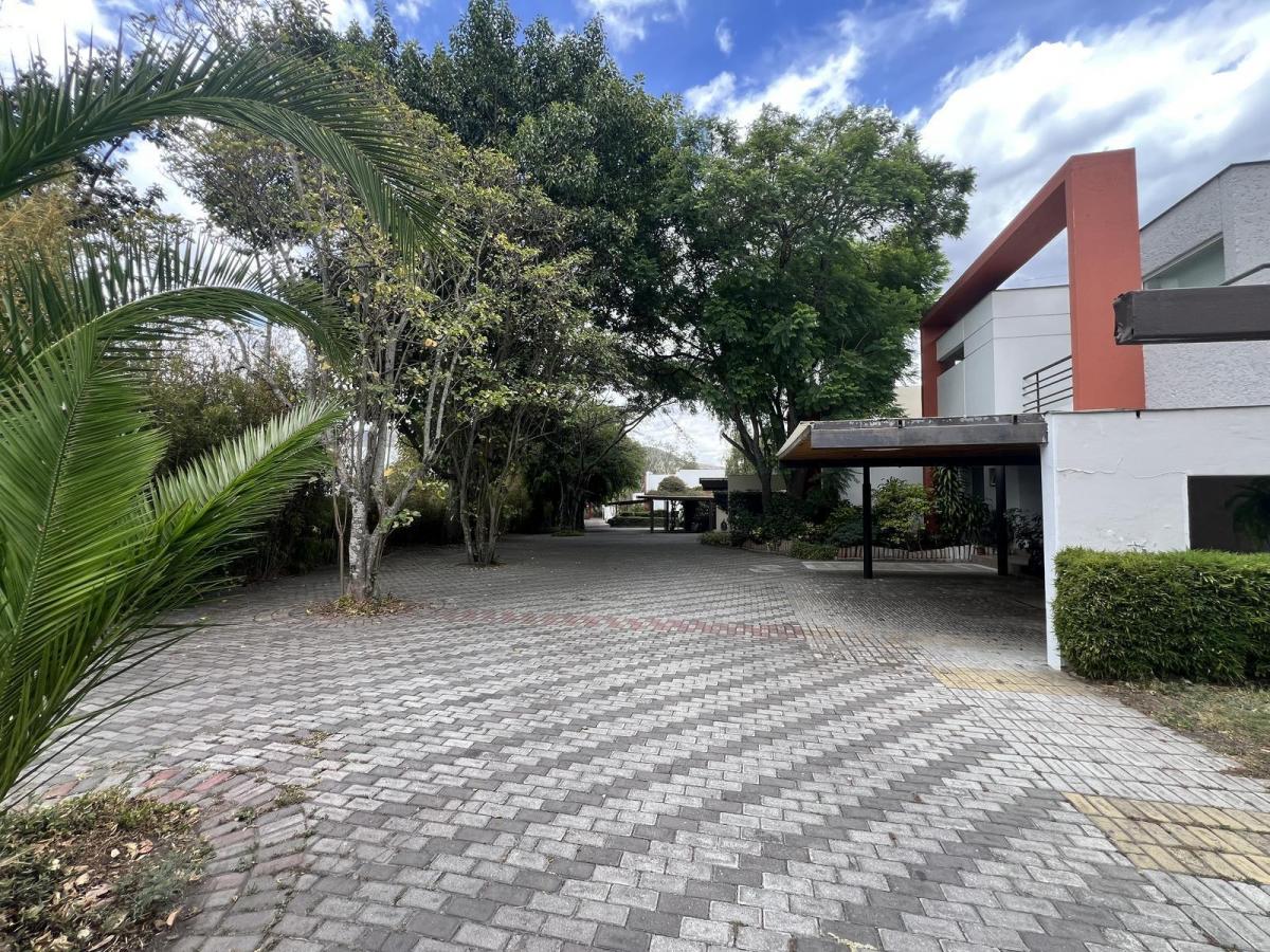 Casa de Venta Ubicada Dentro de Chambalá, Junto a La Viña. Seguridad 24 Horas. Piscina — imagen 10