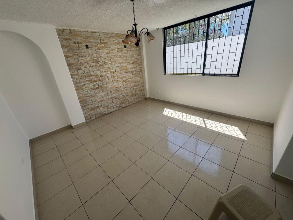Vendo Casa con Jardin Privado Sector El Condado Conjunto Privado — imagen 6