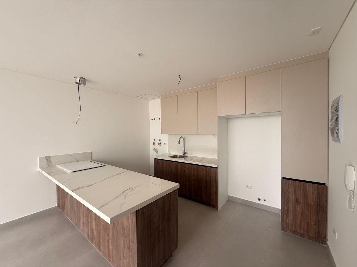 Oportunidad Venta, Suite Dos Ambientes en Condominio Santa Fe Towers Urb Ciudad Colon Norte de Gye, Guayas — imagen 7