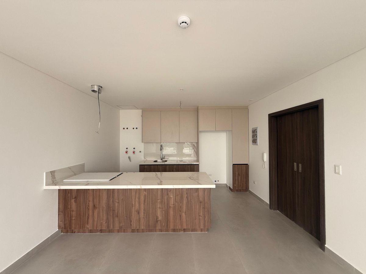 Oportunidad Venta, Suite Dos Ambientes en Condominio Santa Fe Towers Urb Ciudad Colon Norte de Gye, Guayas — imagen 4
