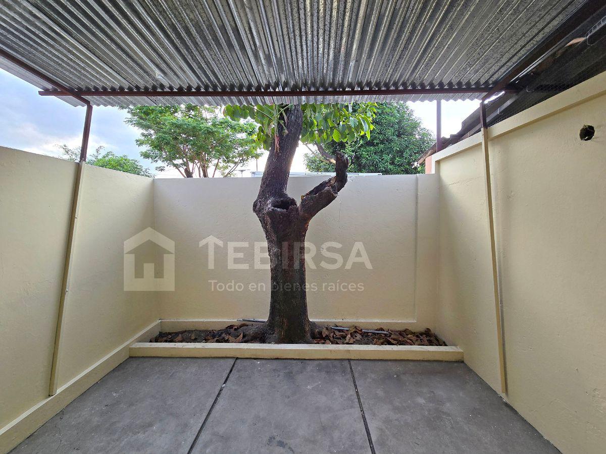 Casa en Venta de 1 Planta, 3 Dorm. y Garaje - Alborada 10 Ma Etapa, Frente a Parque Álamos Norte, Guayas — imagen 7