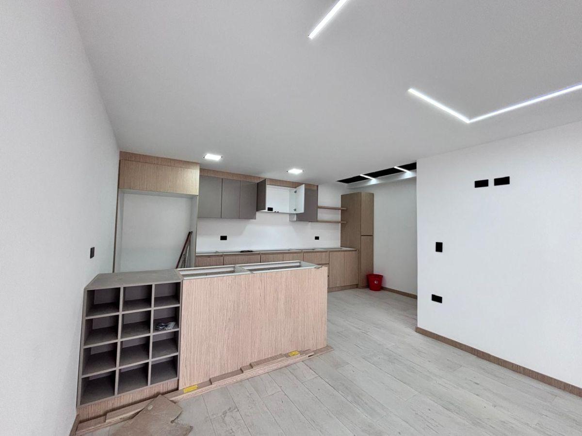 Se Vende Casa por Estrenar Secto Medio Ejido en $160.000, Azuay — imagen 10