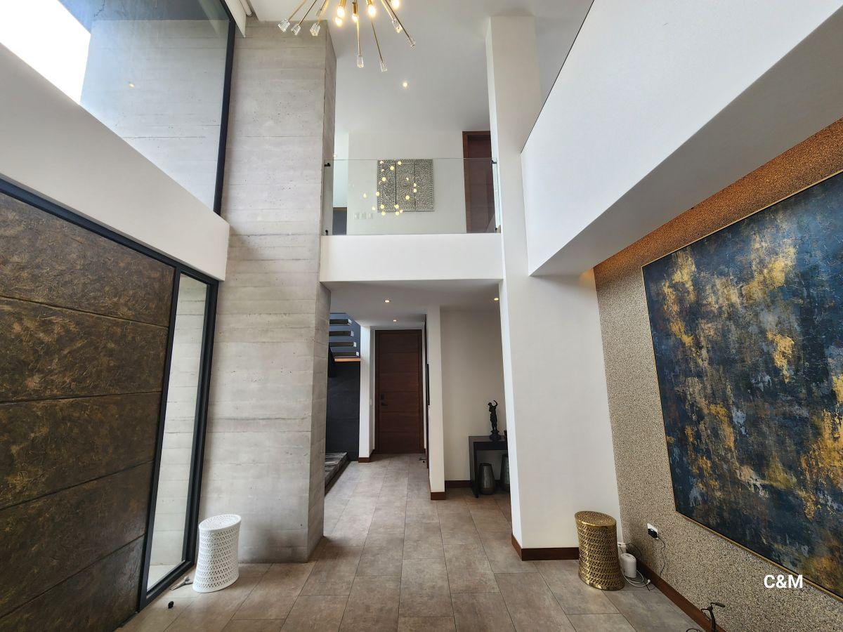 Venta Hermosa Casa de Lujo – Urb. El Ingenio, Puembo — imagen 7