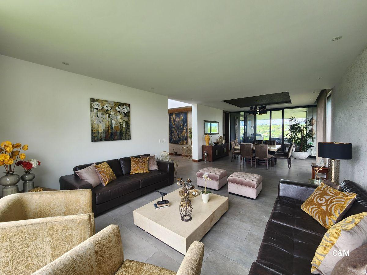 Venta Hermosa Casa de Lujo – Urb. El Ingenio, Puembo — imagen 6