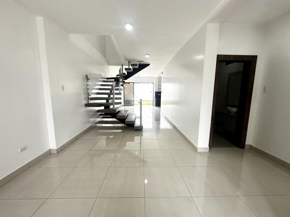 Venta de Casa en Ciudad Celeste, Isla Celeste Ad, Guayas — imagen 10