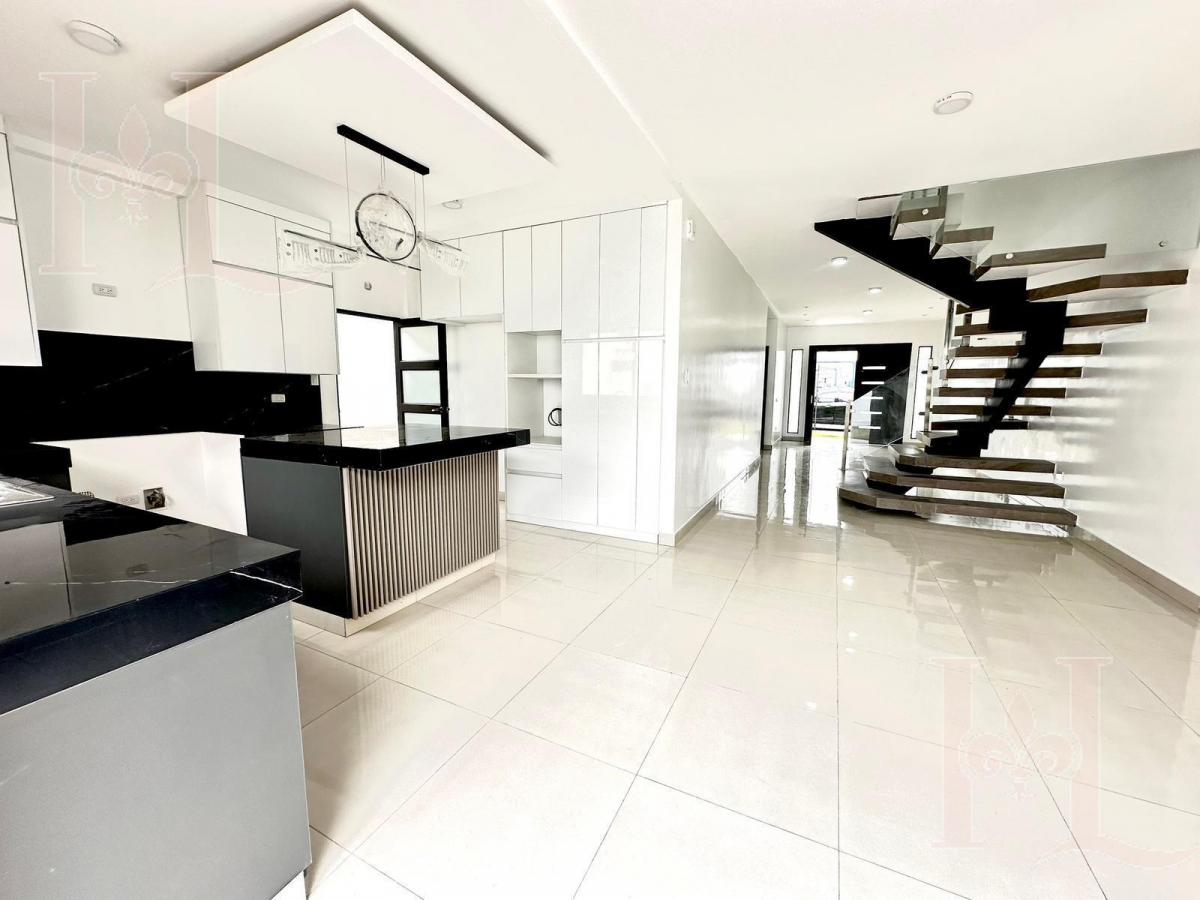 Venta de Casa en Ciudad Celeste, Isla Celeste Ad, Guayas — imagen 8