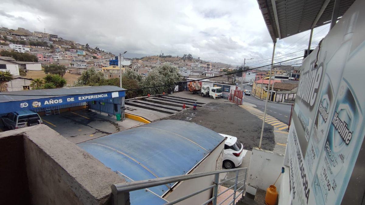 Venta Lavadora de Autos + Vivienda - Latacunga, Cotopaxi — imagen 10