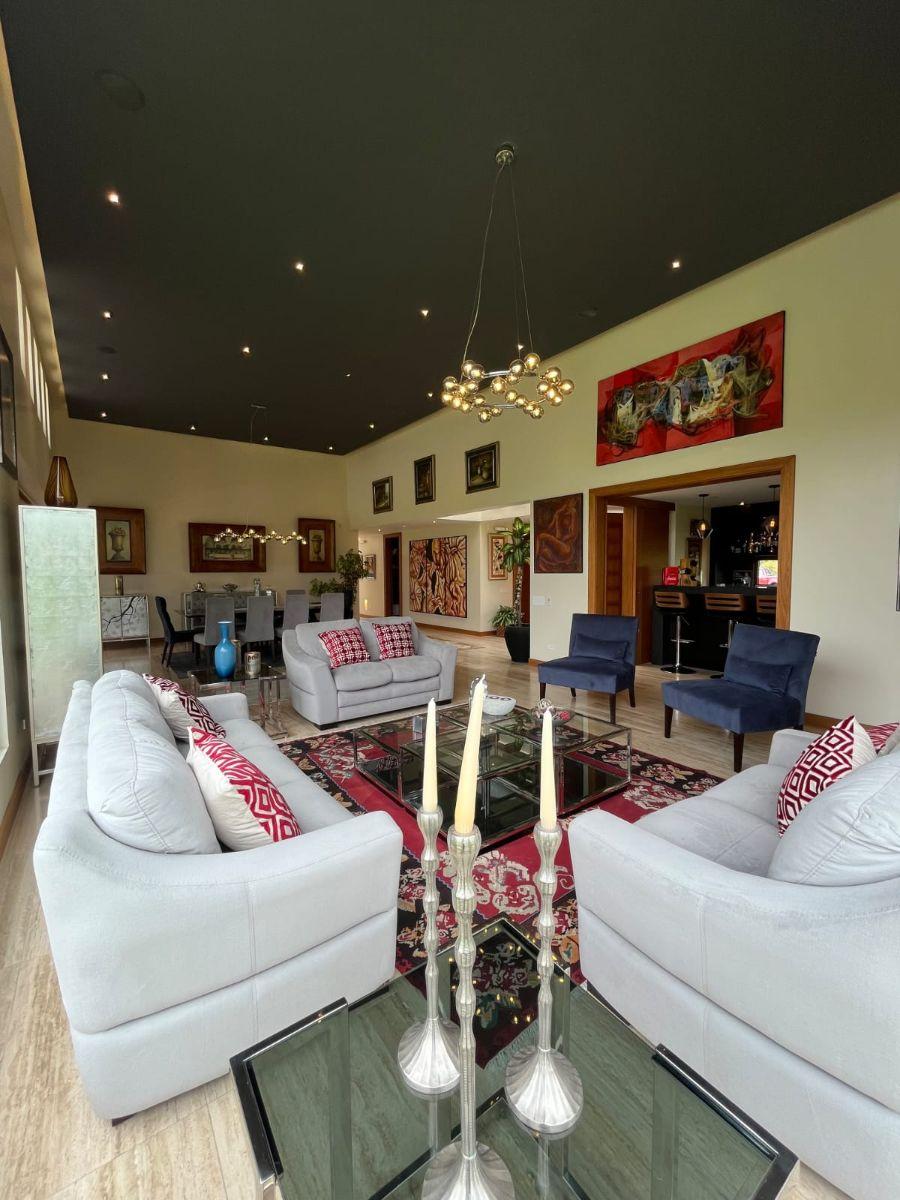 ️exclusiva Residencia de Lujo en Venta️ con 15000 m² de Terreno - Sector Puembo — imagen 5