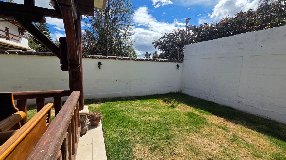 Casa de 4 Dorm. en Cojunto La Morita — imagen 7