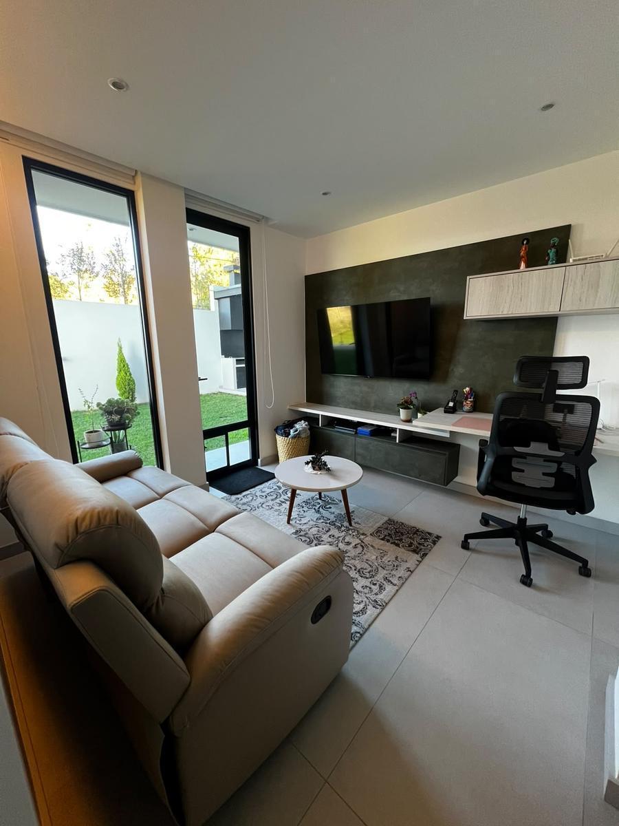 Departamento con Jardín de Venta en Cumbaya — imagen 3