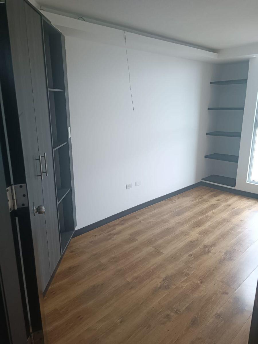 Departamento de Venta a Pasos de 6 de Diciembre Cerca Colegio de America — imagen 8
