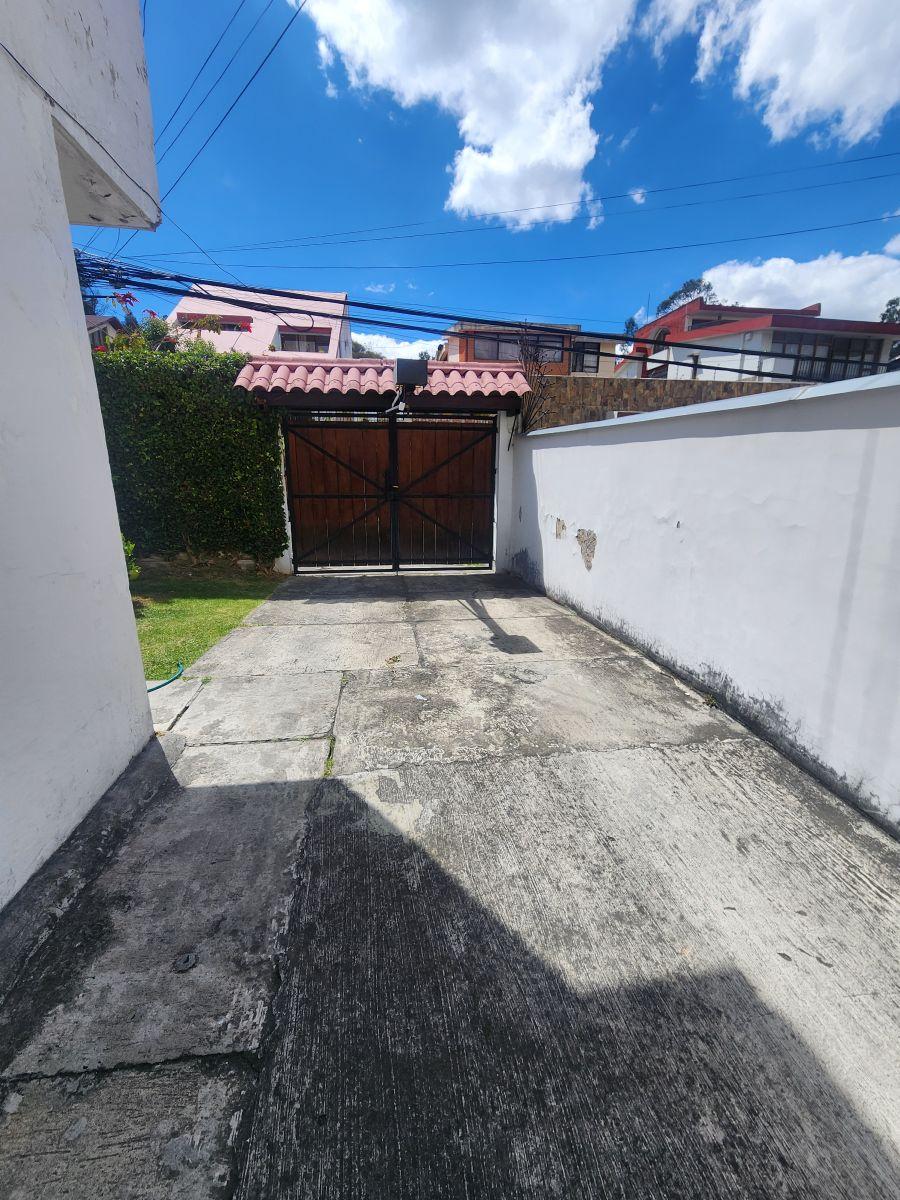 Venta Casa El Batan Independiente Guanguiltagua 480 m Construccion 3 Departamentos Independient — imagen 6
