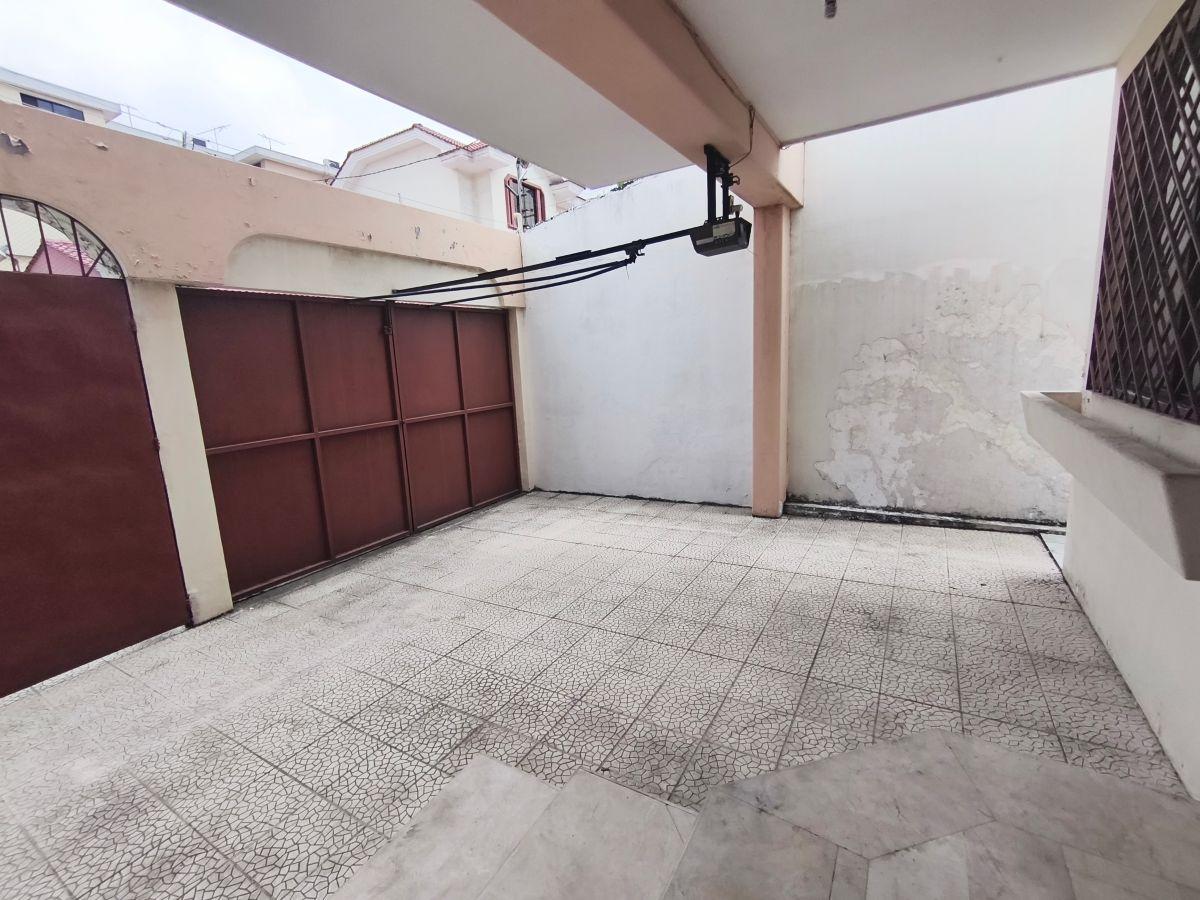 Casa Rentera 3 Pisos en Kennedy Norte | 3 Unidades | Ideal Para Inversionistas. A. Marin, Guayas — imagen 4