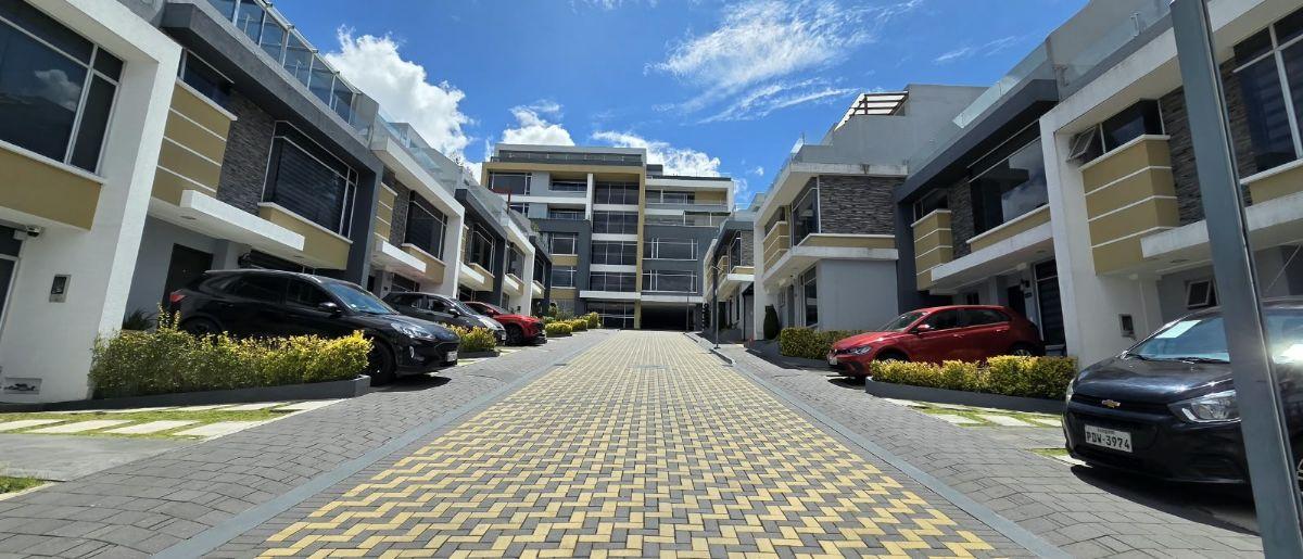 Venta Casa Conjunto Zoe Santa Lucia Alto 3 Dorm. — imagen 10