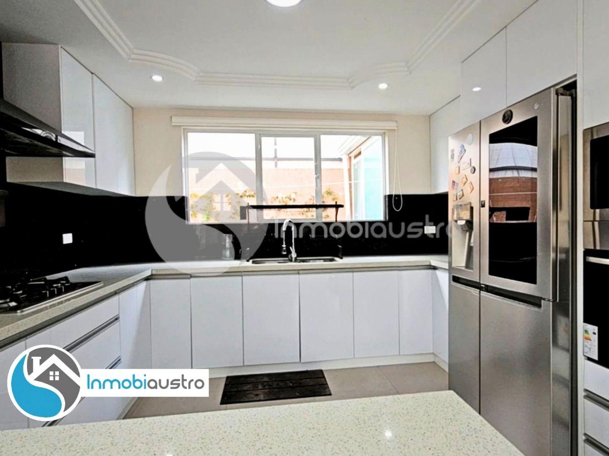 Challuabamba, Venta de Casa con Habitación en Planta Baja, Azuay — imagen 10
