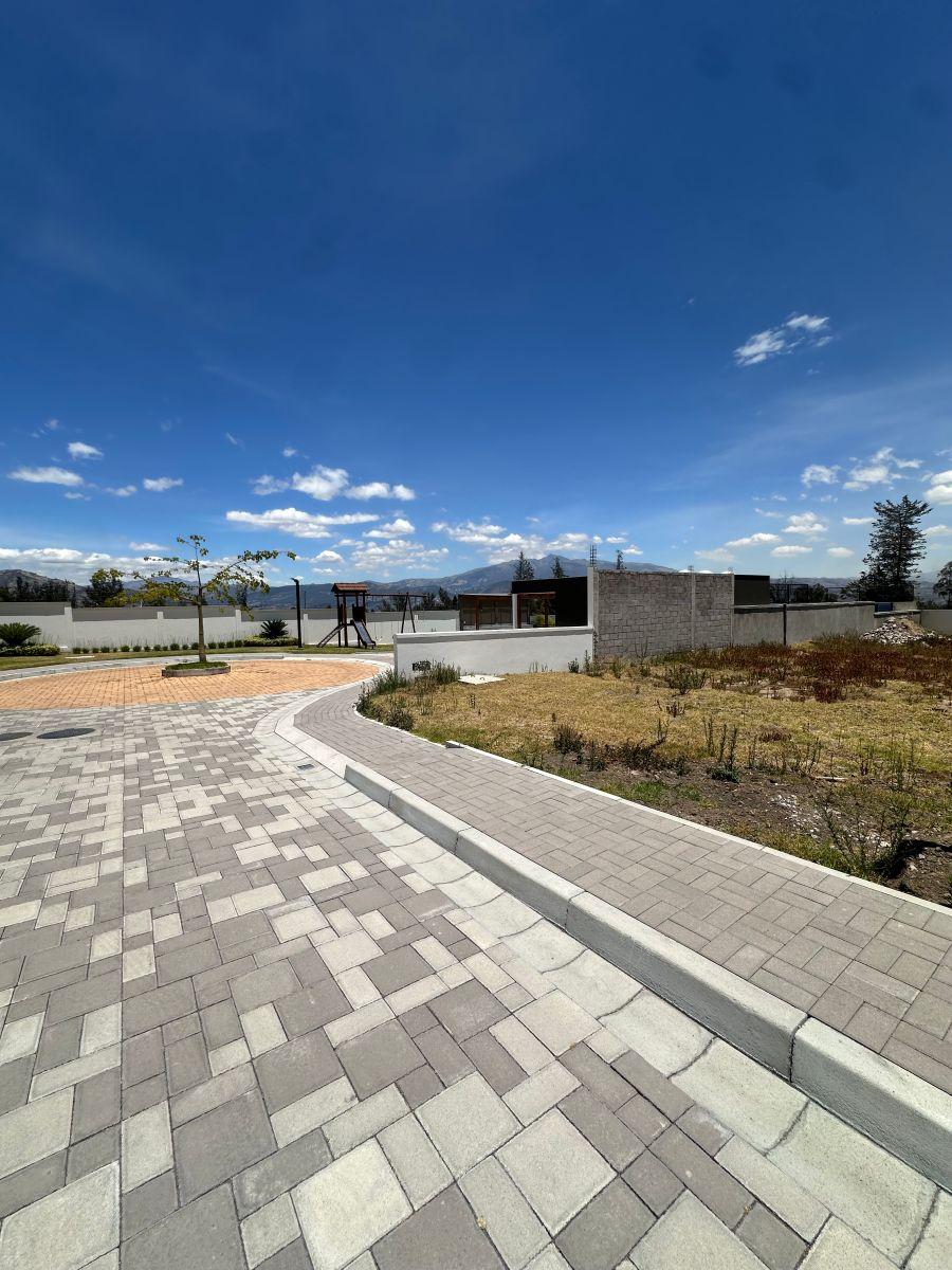 Hermoso Lote en Puembo Dentro de Conjunto — imagen 7