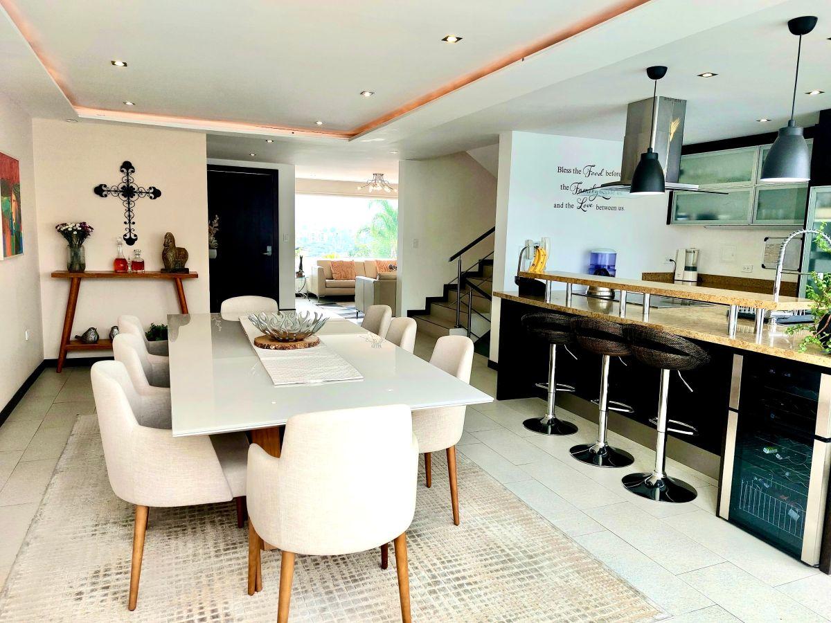 Cumbayá – Santa Inés | Venta de Casa de 220 m² con 3 Dorm. y Jardín — imagen 9