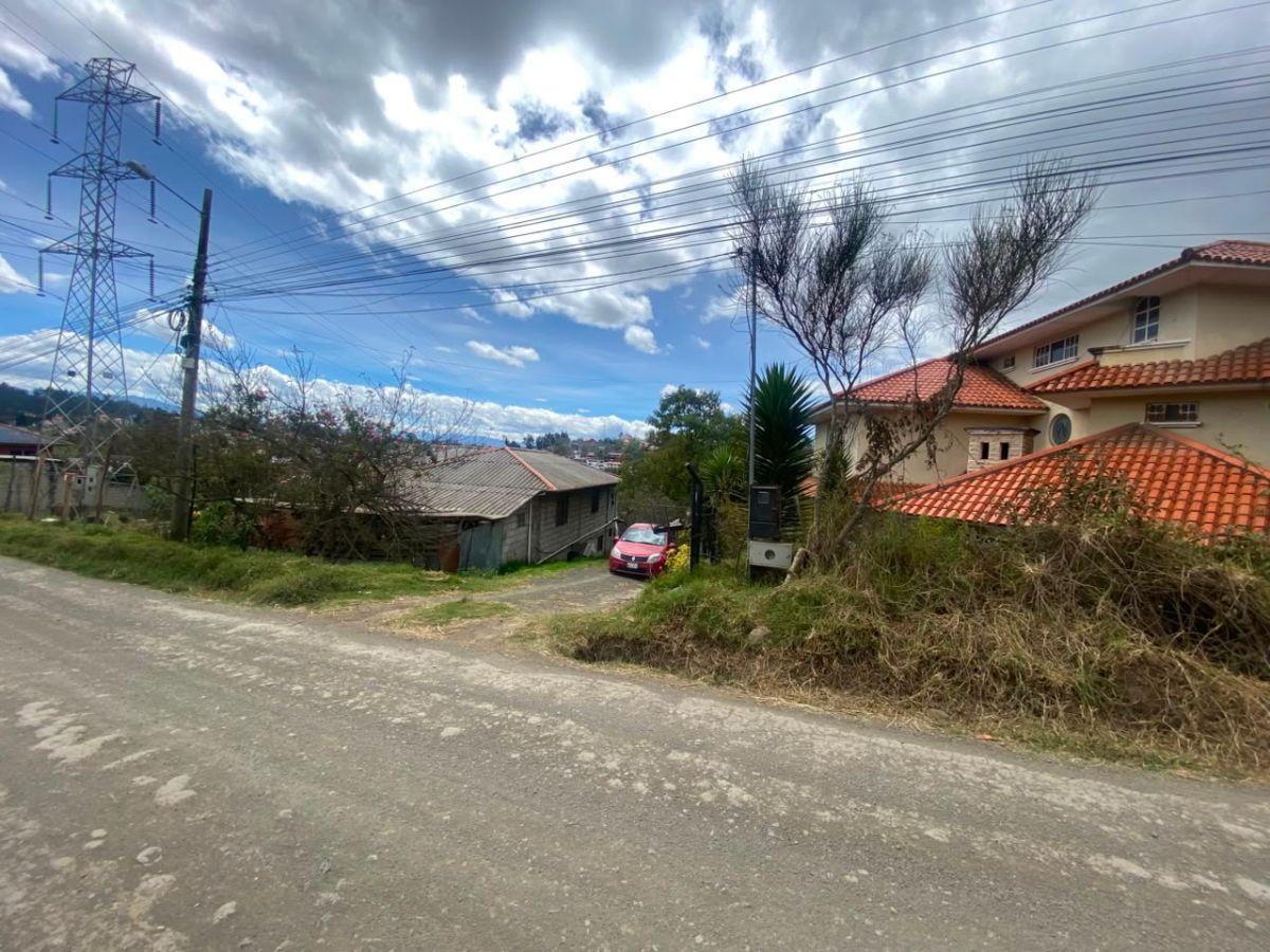Amplio Terreno con Iprus Actualizado en Chilcapamba (T31109), Azuay — imagen 3