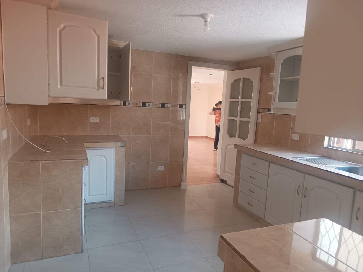 Casa de 135 m² con 3 Dorm. en Venta en Mitad del Mundo — imagen 7
