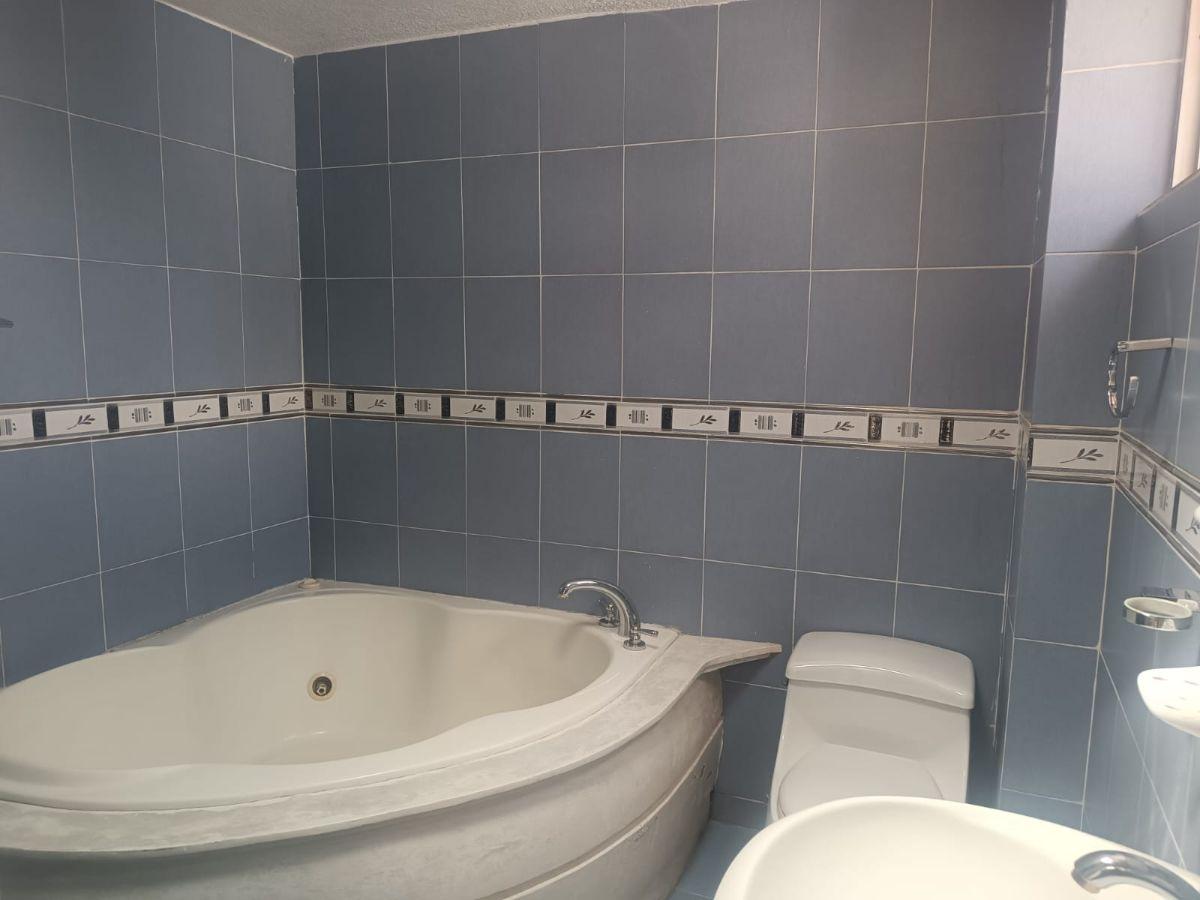 Casa de 135 m² con 3 Dorm. en Venta en Mitad del Mundo — imagen 5