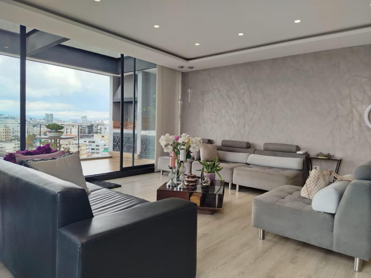 Quito Tenis - Penthouse de 196 m² con Acceso Directo por Ascensor y Terraza Apergolada — imagen 9