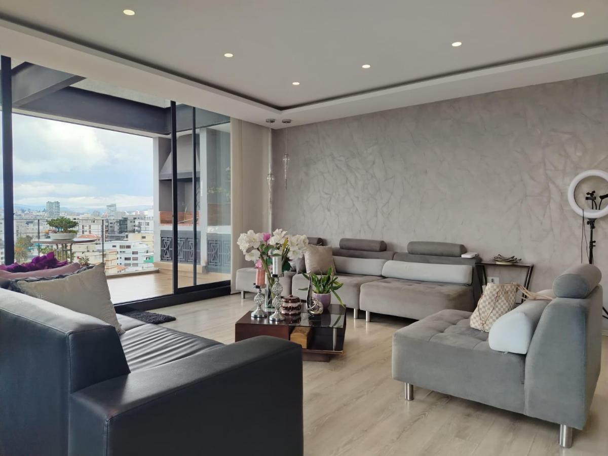Quito Tenis - Penthouse de 196 m² con Acceso Directo por Ascensor y Terraza Apergolada — imagen 7