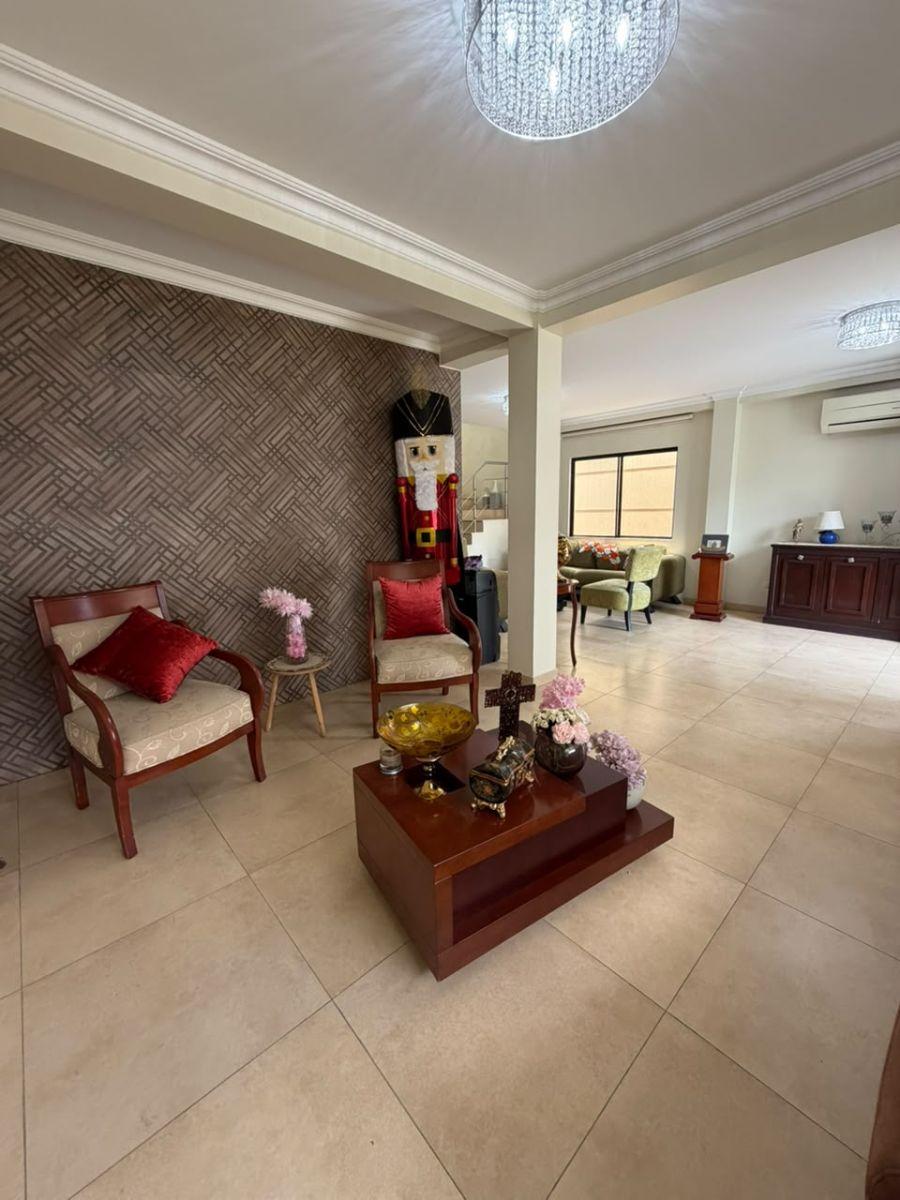 Casa Esquinera en Venta en Ciudad Celeste | 4 Dorm. | Piscina | $279.000 Negociables, Guayas — imagen 10