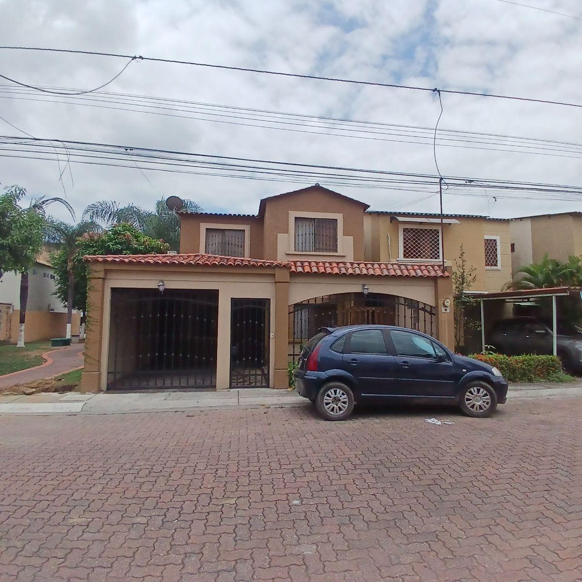 Casa Esquinera en Venta en La Joya - Esmeralda. Guayas — imagen 10