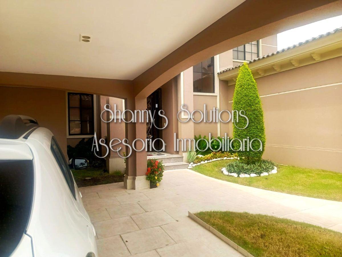 Samborondon Km 7.5 - Venta / Renta Casa Sin Amob con 4 Hab, Piscina y Vista Al Lago, Guayas — imagen 10