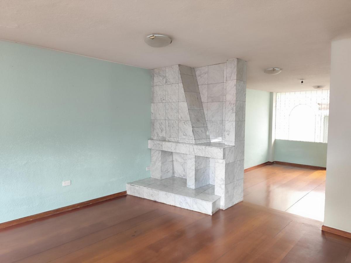 Casa Independiente en Venta, 4 Dorm., La Kennedy, Sector California Alta. Acceso a Parque — imagen 5