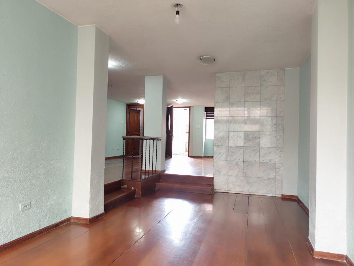 Casa Independiente en Venta, 4 Dorm., La Kennedy, Sector California Alta. Acceso a Parque — imagen 4