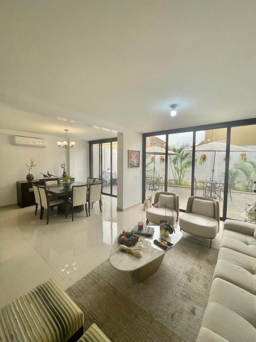 Casa Remodelada en Venta en Ciudad Celeste/samborondon, Guayas — imagen 8