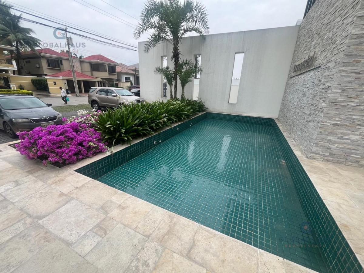 Venta de Departamento con 3 Habitaciones en Urb. Guayaquil Tenis m. H. Guayas — imagen 6