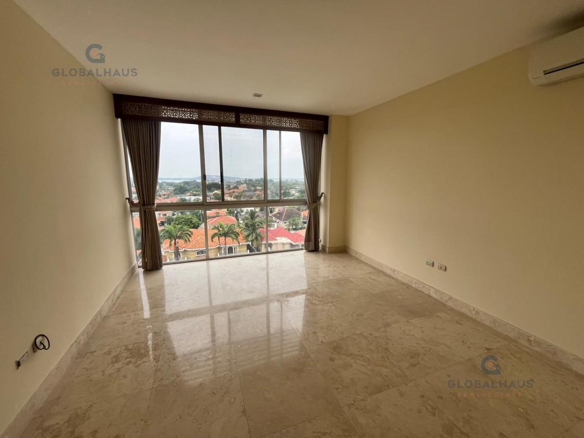 Venta de Departamento con 3 Habitaciones en Urb. Guayaquil Tenis m. H. Guayas — imagen 5