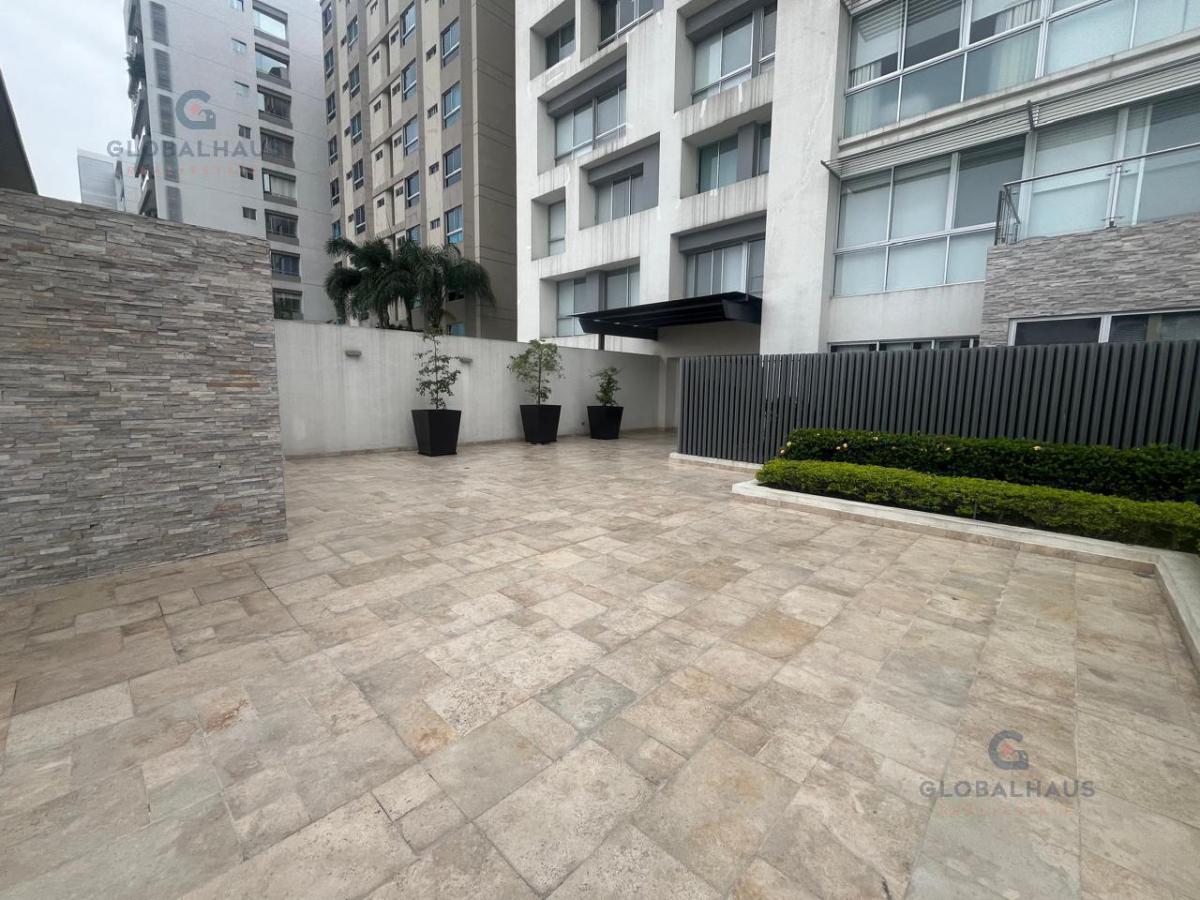 Venta de Departamento con 3 Habitaciones en Urb. Guayaquil Tenis m. H. Guayas — imagen 3