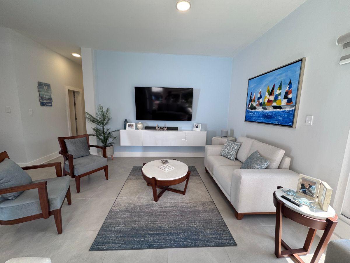 Se Vende Casa con Piscina en Salinas — imagen 8