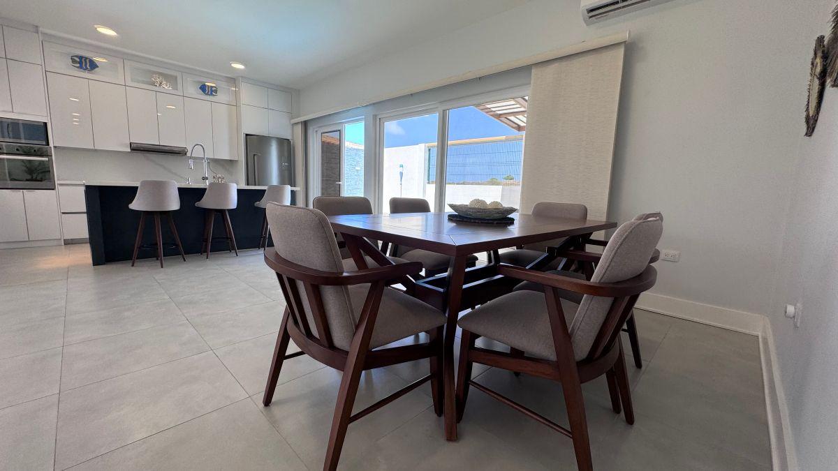 Se Vende Casa con Piscina en Salinas — imagen 4