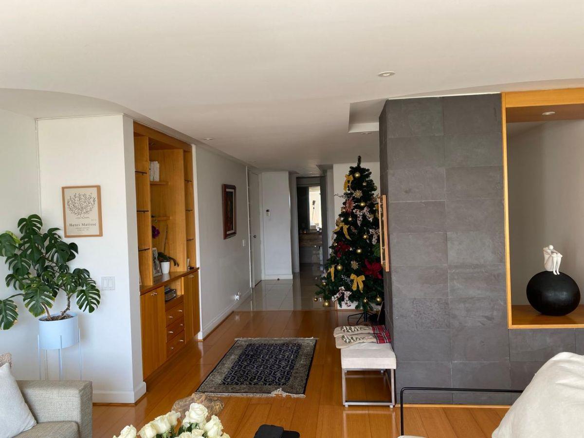 Vendo Departamento en El Sector de La Gonzalez Suarez — imagen 8
