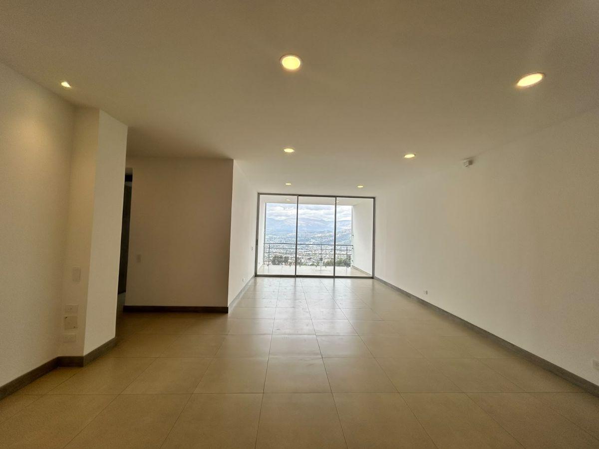 3 Habitaciones con Hermosa Vista, Iluminación y Sala de Tv — imagen 10