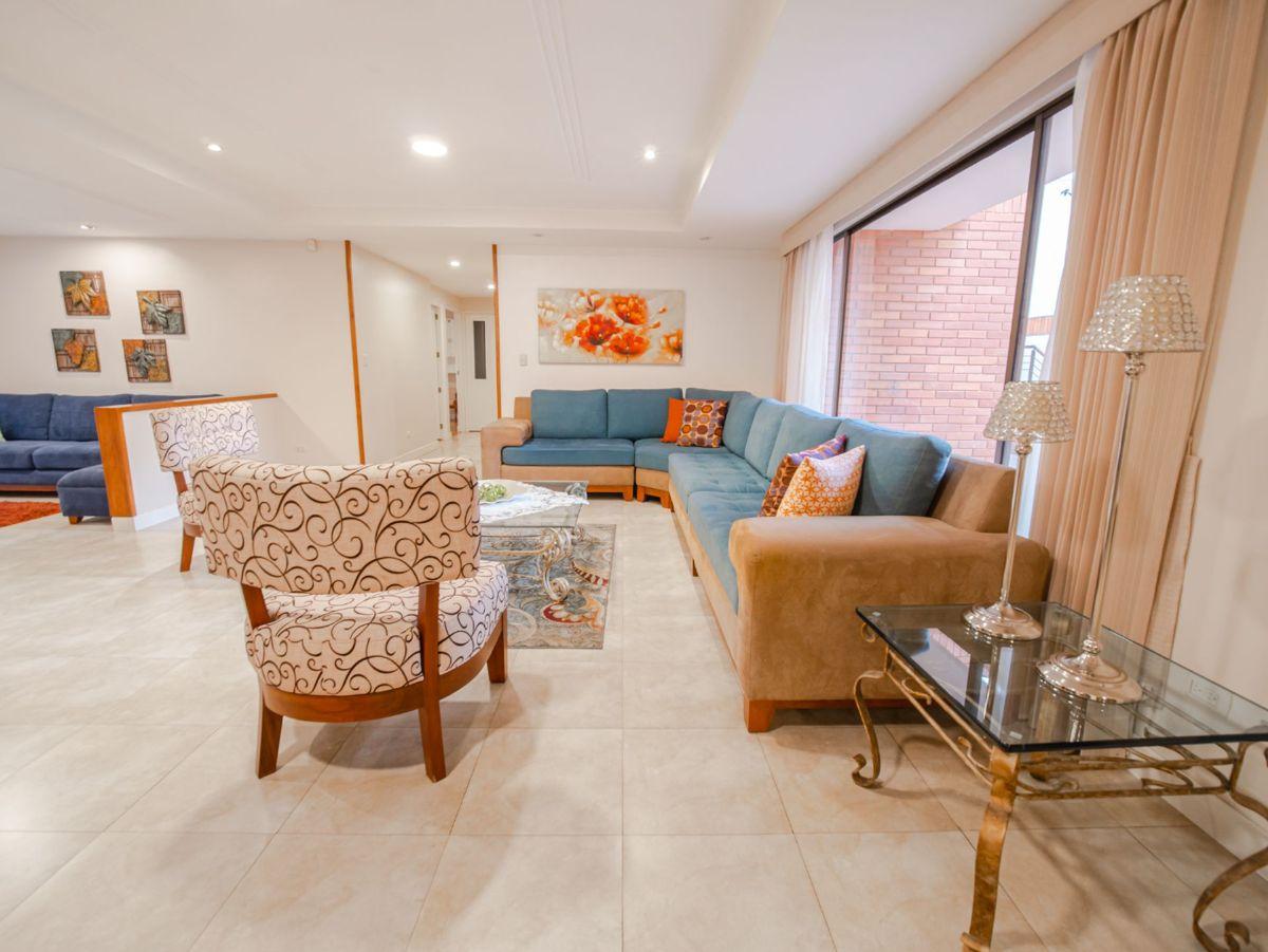 Departamento Amoblado en Venta, Azuay — imagen 9