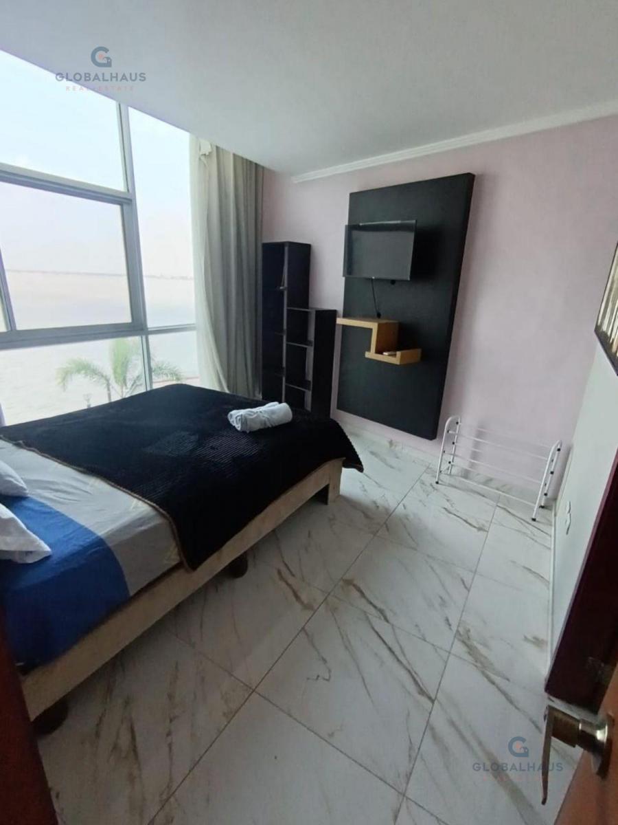 Departamento Edif. River Front Puerto Santa Ana, Centro de Guayaquil, 2 Dorm., A. m. Guayas — imagen 8