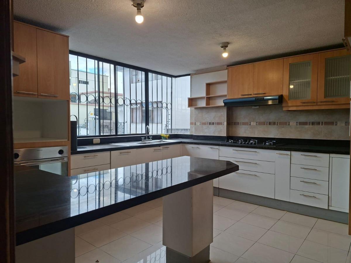 Departamento en Venta, 4 Dorm., Sector Granda Centeno Quito — imagen 10