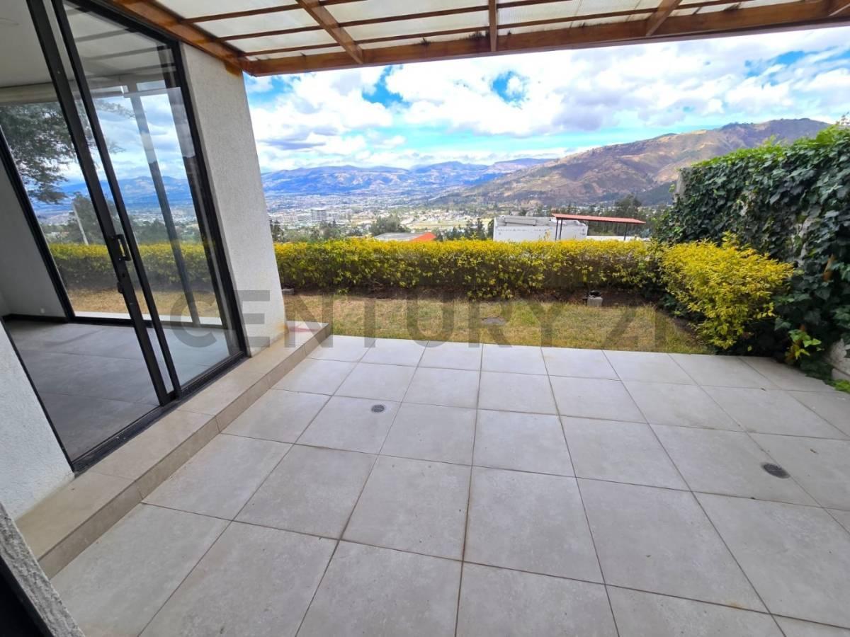 Venta Casa 6 Dorm. en Cumbayá Dentro Conjunto (2 Dorm. Planta Baja) — imagen 6